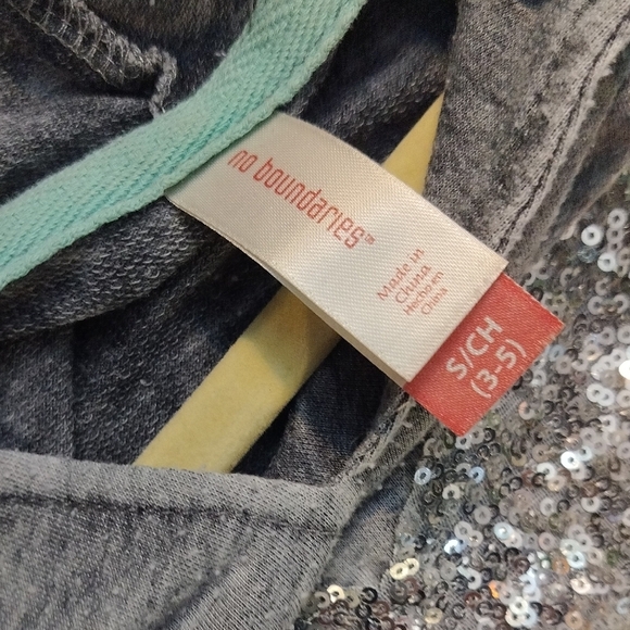 Kids - No Boundaries - Gray Hooded Short Sleeve Sweatshirt - Picture 2 of 3